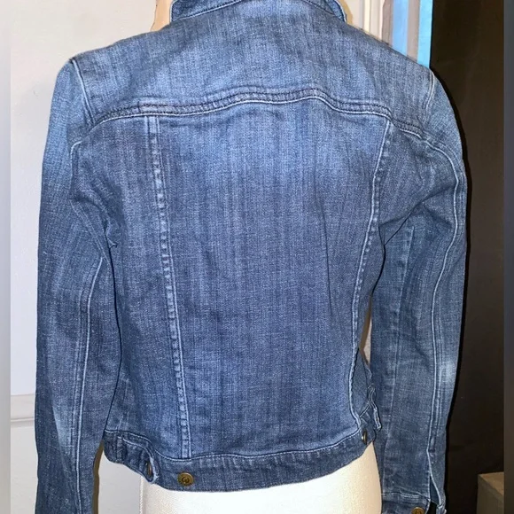 Jean Jacket - Picture 2 of 9